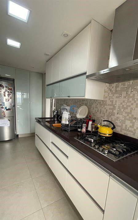 Apartamento à venda com 3 quartos, 125m² - Foto 10