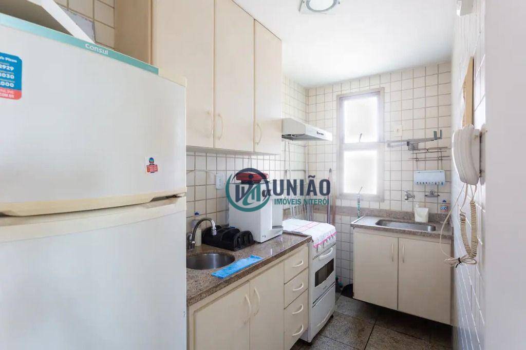 Apartamento à venda com 1 quarto, 57m² - Foto 17