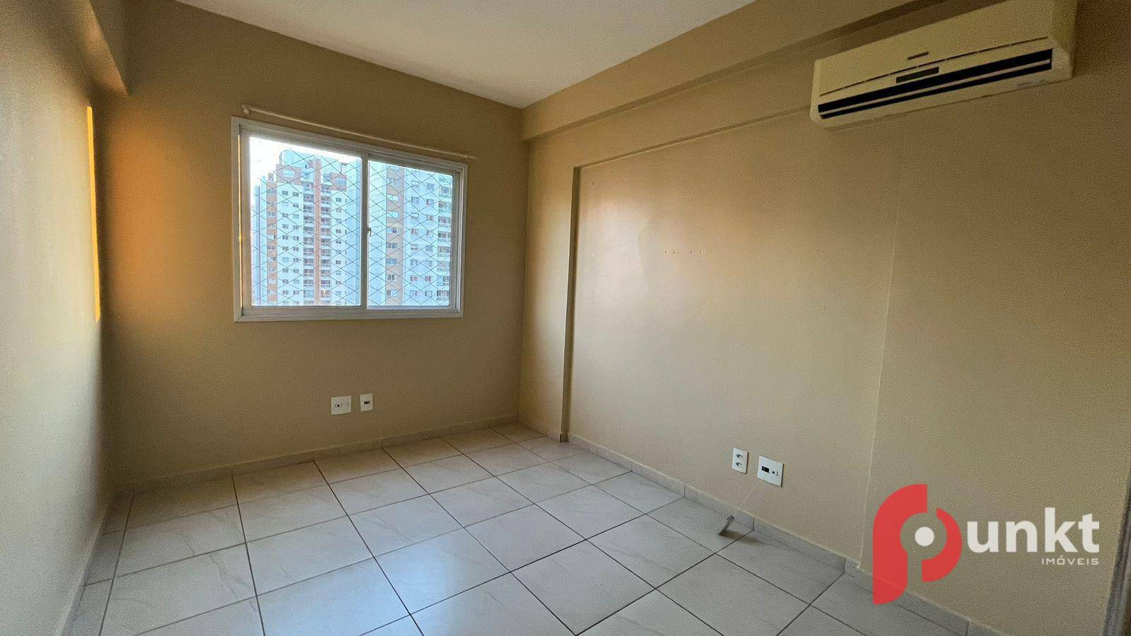 Apartamento para alugar com 3 quartos, 96m² - Foto 8