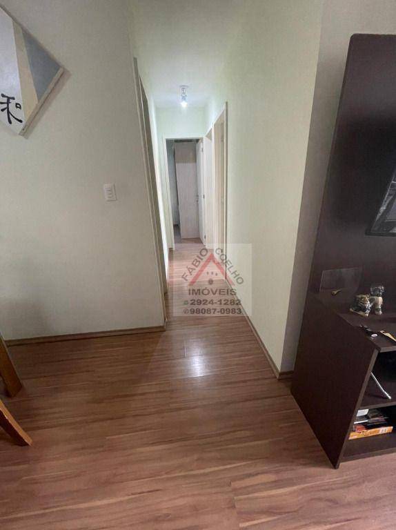 Apartamento à venda com 3 quartos, 69m² - Foto 3