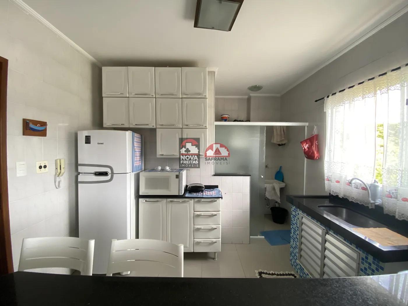 Apartamento à venda com 2 quartos, 77m² - Foto 5