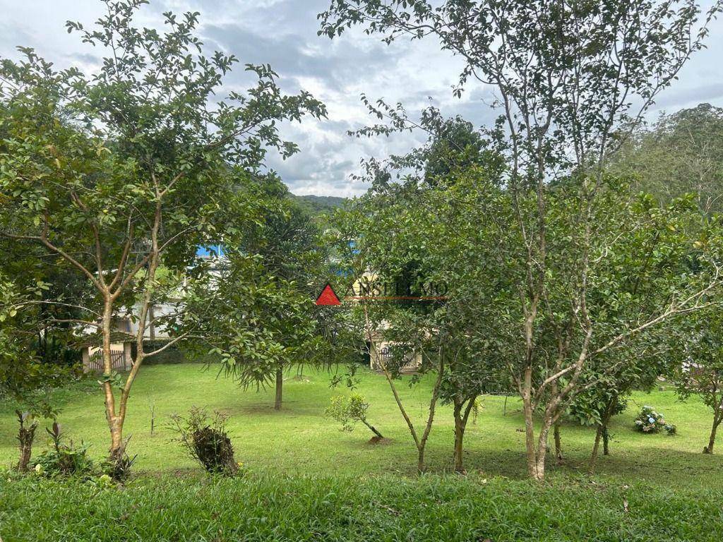 Chácara à venda com 3 quartos, 200m² - Foto 5