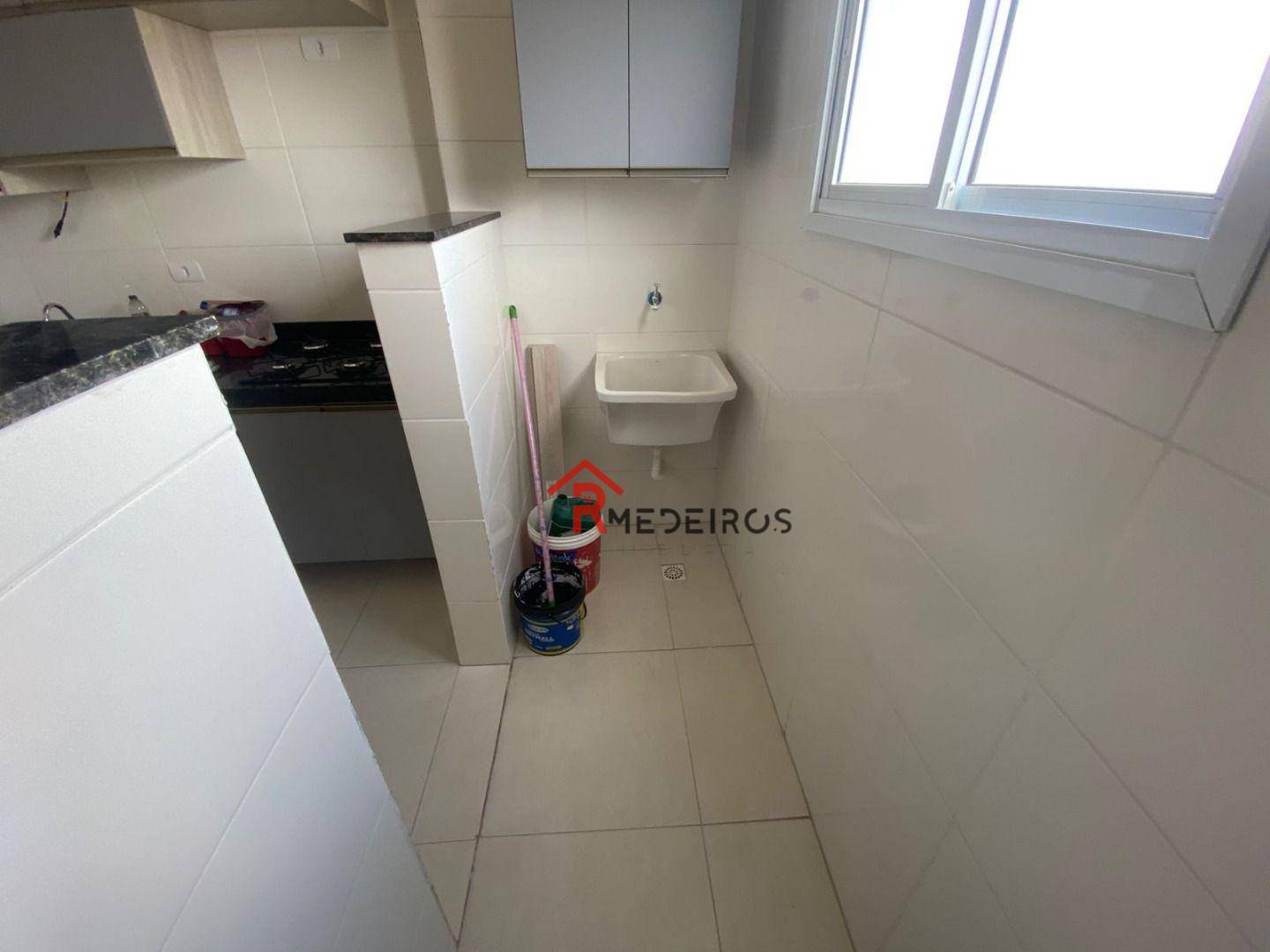 Apartamento à venda com 2 quartos, 60m² - Foto 11