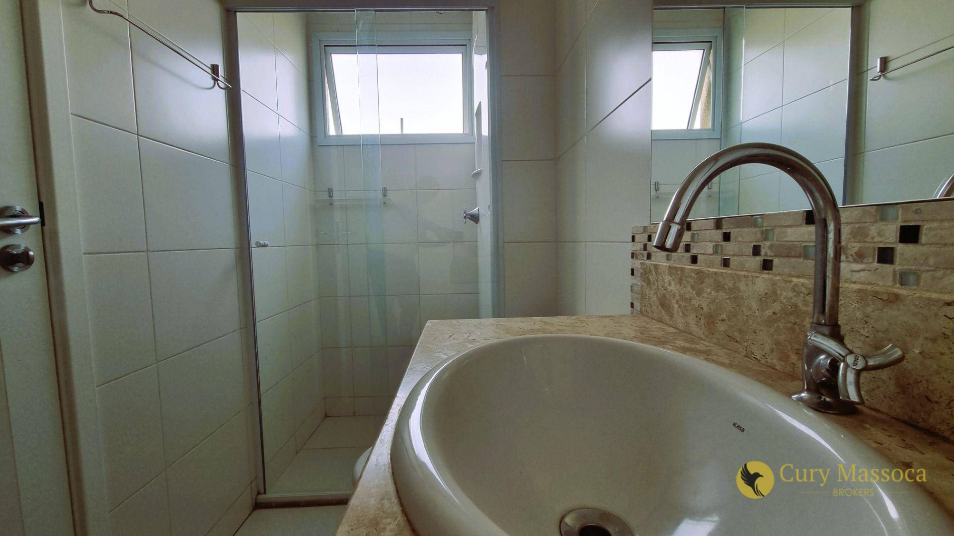 Apartamento à venda com 2 quartos, 61m² - Foto 15