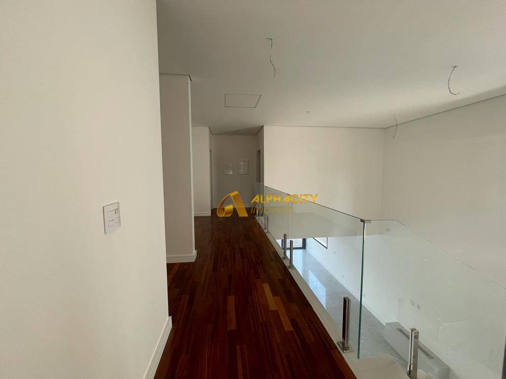 Casa de Condomínio à venda com 4 quartos, 372m² - Foto 14