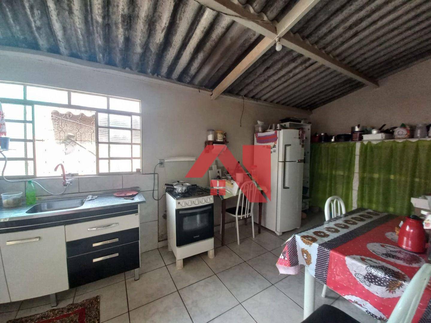 Casa à venda com 3 quartos, 90m² - Foto 6