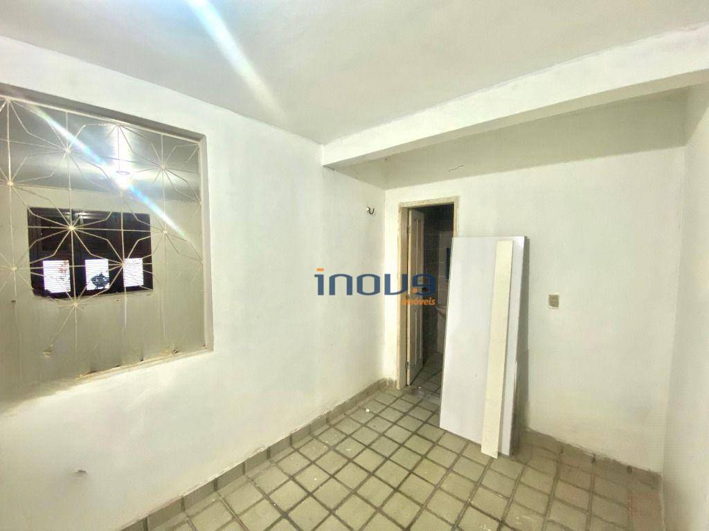 Casa à venda com 5 quartos, 262m² - Foto 20