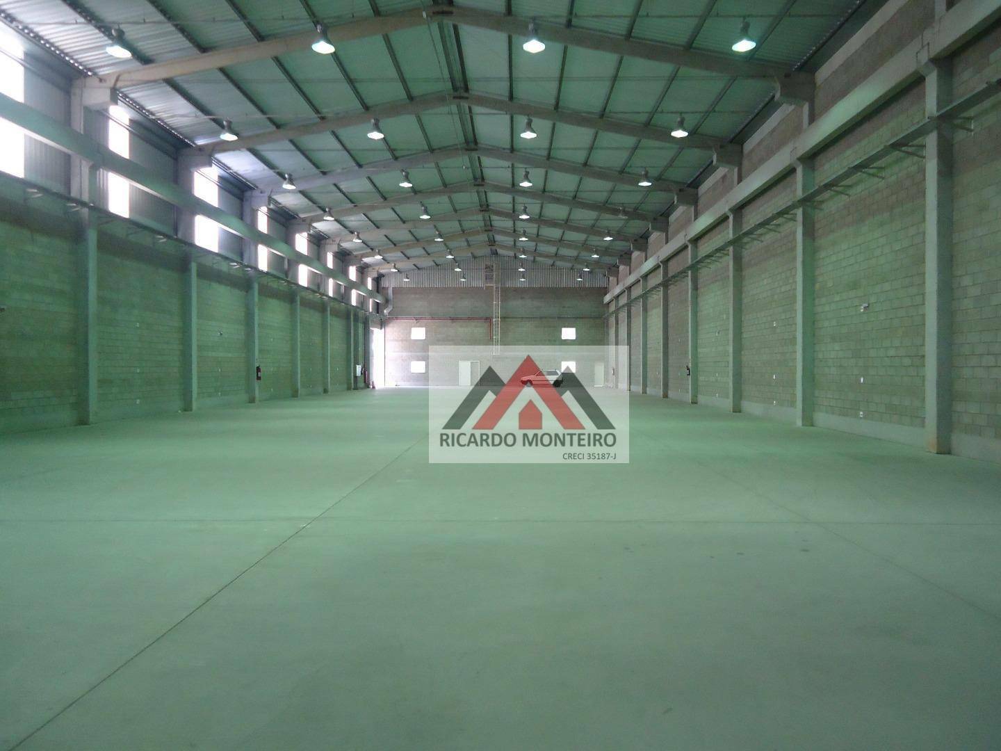 Depósito-Galpão-Armazém para alugar, 2328m² - Foto 2