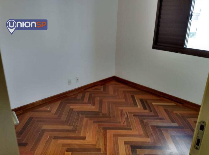 Apartamento à venda com 3 quartos, 93m² - Foto 3