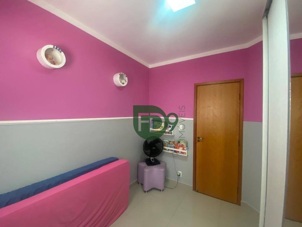 Casa à venda com 3 quartos, 99m² - Foto 25