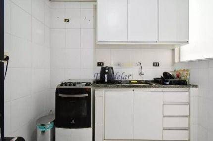 Apartamento à venda com 1 quarto, 60m² - Foto 11