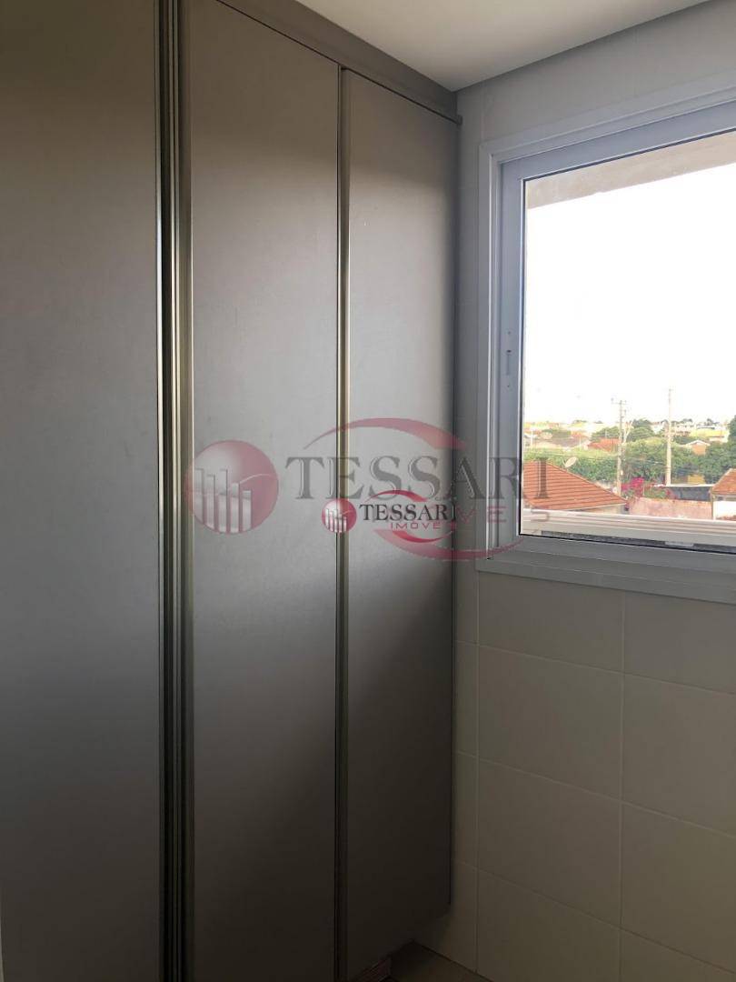 Apartamento para alugar com 3 quartos, 85m² - Foto 7