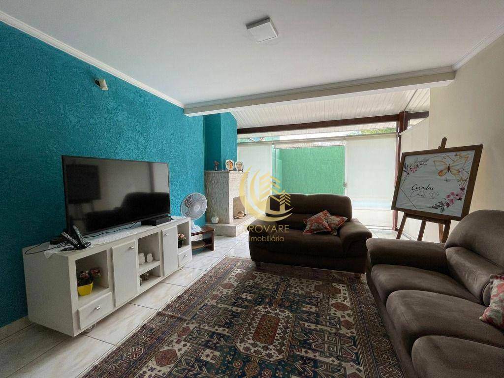 Sobrado à venda com 3 quartos, 245m² - Foto 4