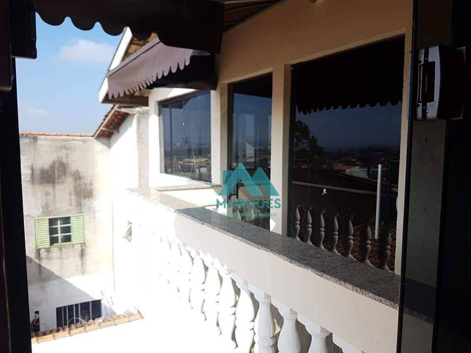 Sobrado à venda com 3 quartos, 175m² - Foto 2