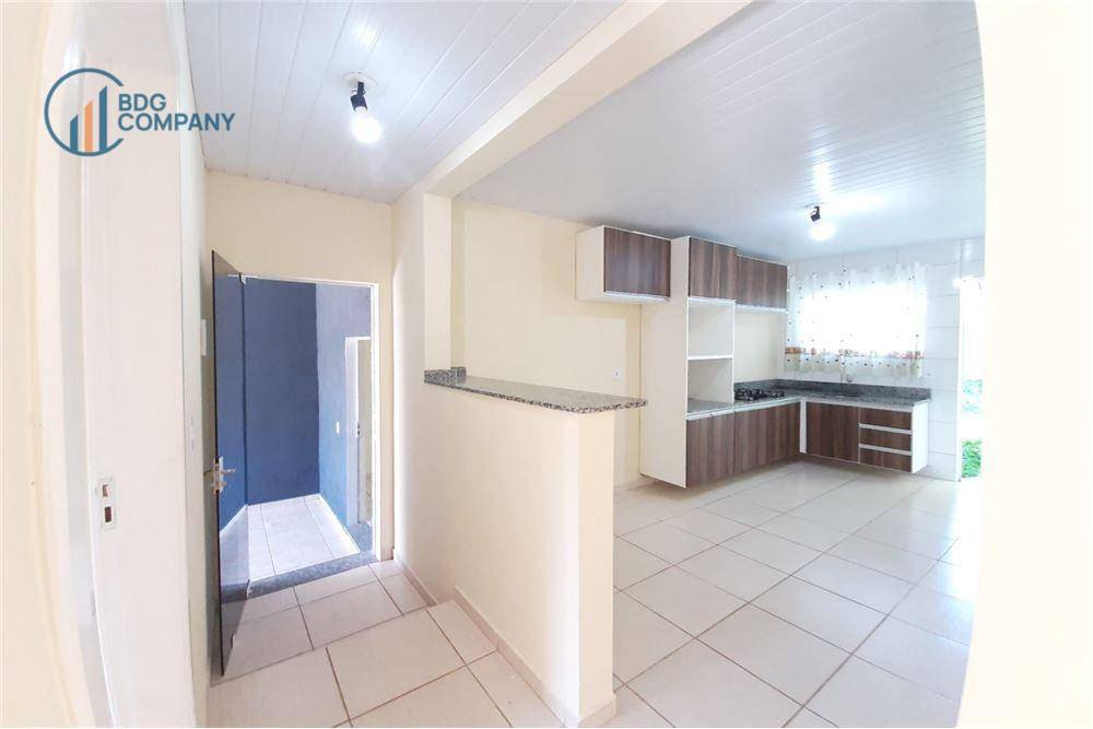 Casa à venda com 2 quartos, 90m² - Foto 12