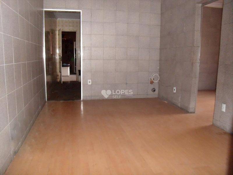 Casa à venda com 3 quartos, 100m² - Foto 3