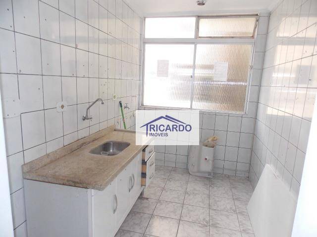 Apartamento à venda e aluguel com 2 quartos, 60m² - Foto 15