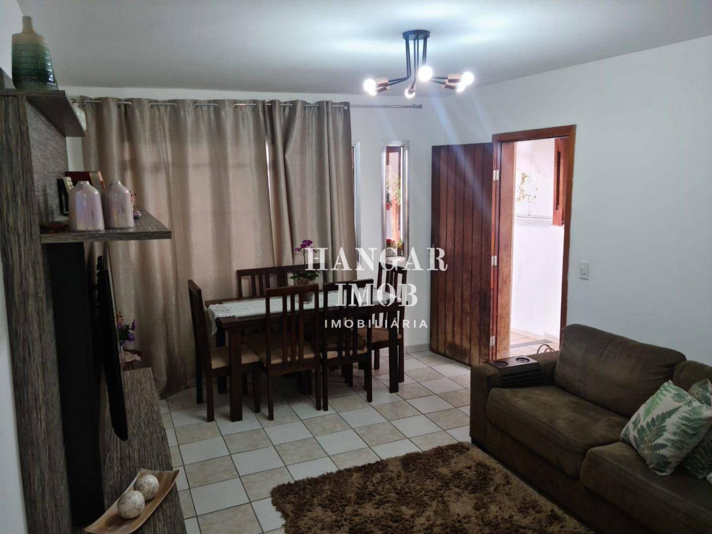 Casa à venda com 3 quartos, 66m² - Foto 5