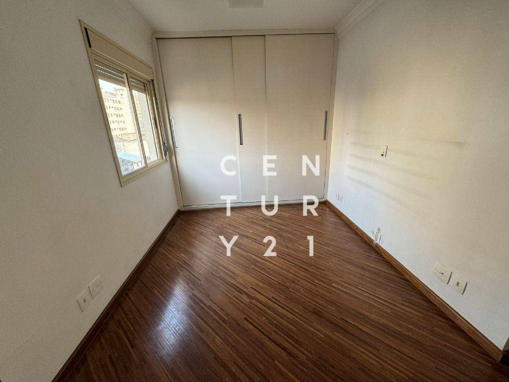 Apartamento à venda com 3 quartos, 107m² - Foto 13