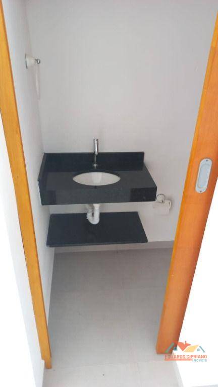 Casa para alugar com 2 quartos, 65m² - Foto 11