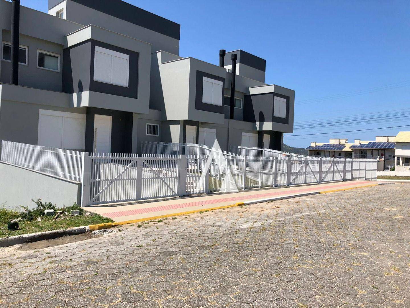 Casa de Condomínio à venda com 3 quartos, 200m² - Foto 38