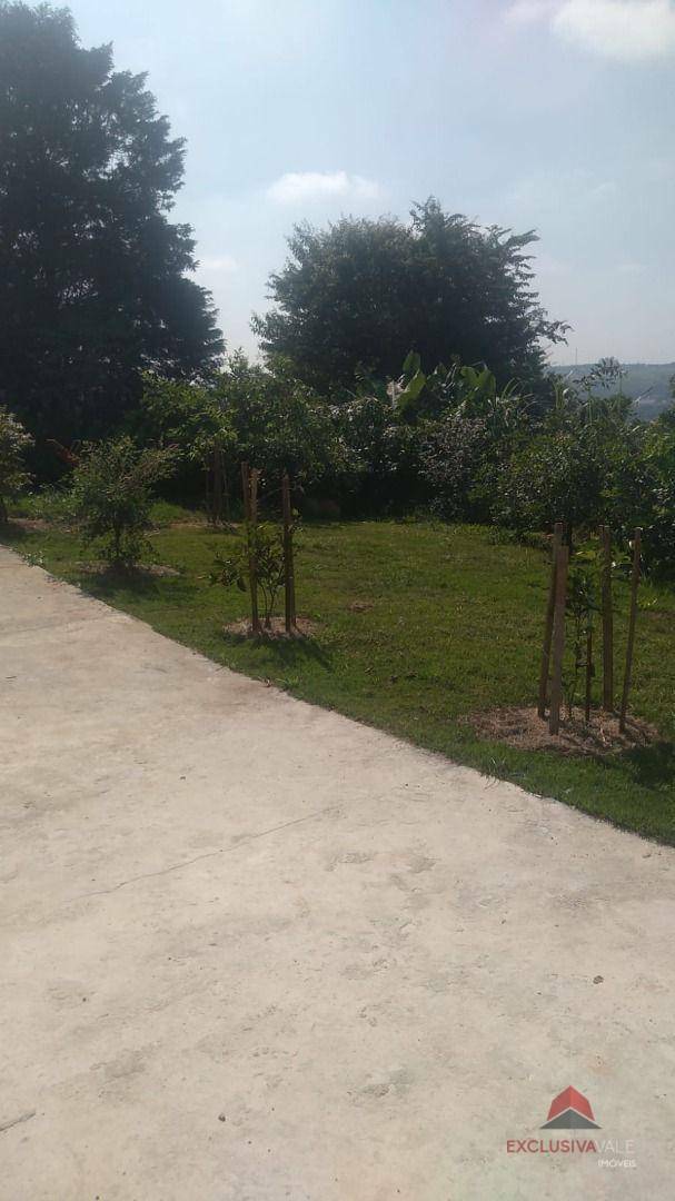 Chácara à venda com 3 quartos, 200m² - Foto 6