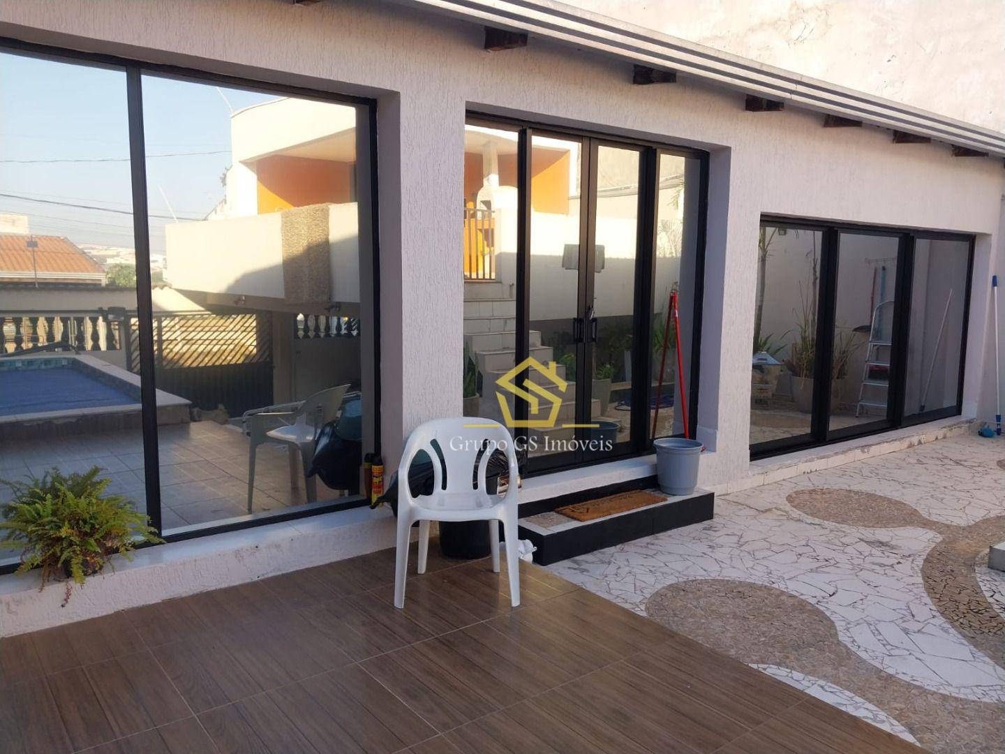 Casa à venda com 2 quartos, 180m² - Foto 3