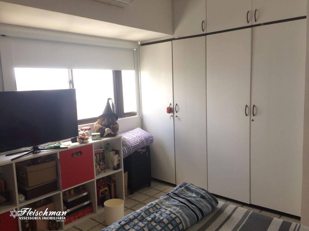 Apartamento à venda com 4 quartos, 274m² - Foto 18