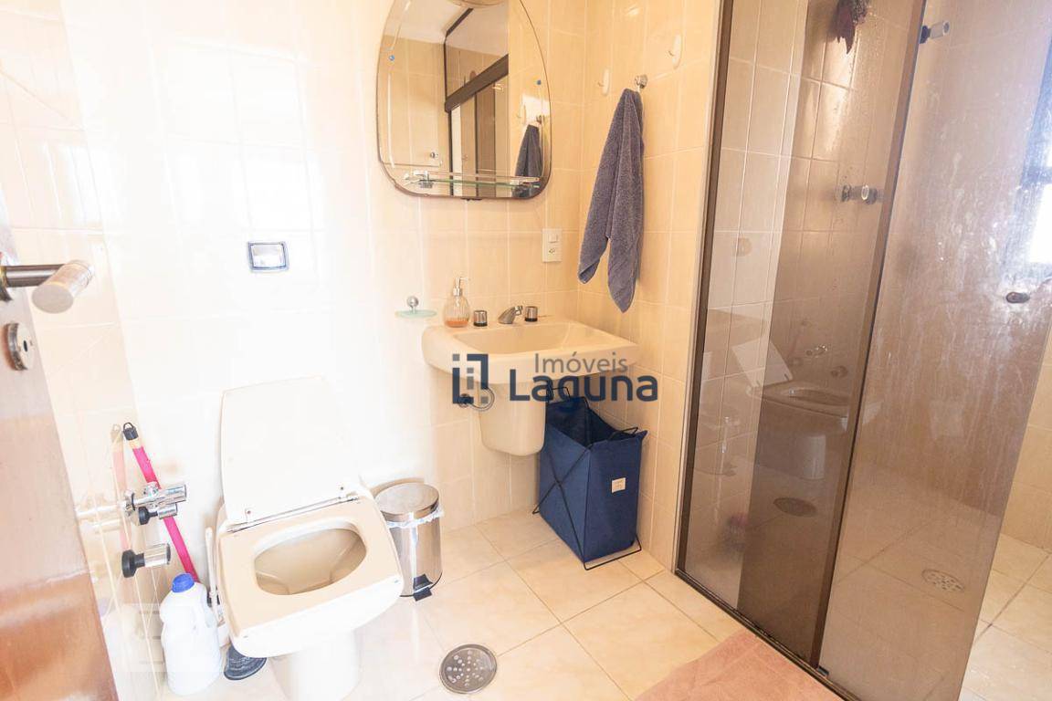 Apartamento à venda com 3 quartos, 133m² - Foto 14