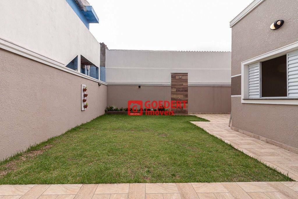 Casa à venda com 3 quartos, 109m² - Foto 21