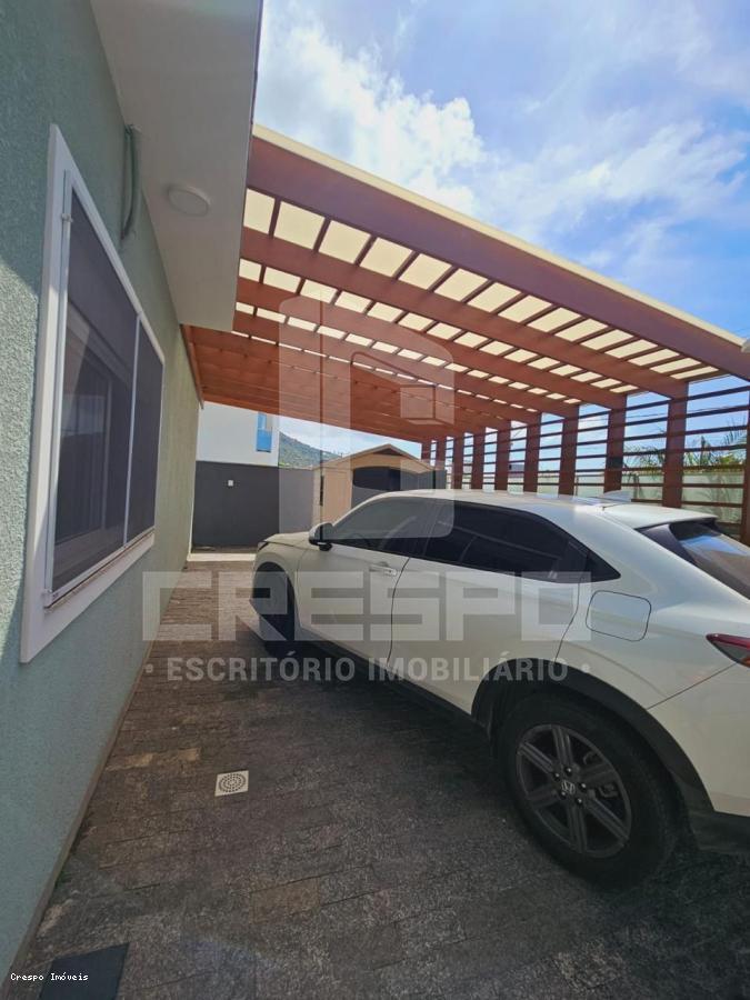 Casa de Condomínio à venda com 3 quartos, 228m² - Foto 4