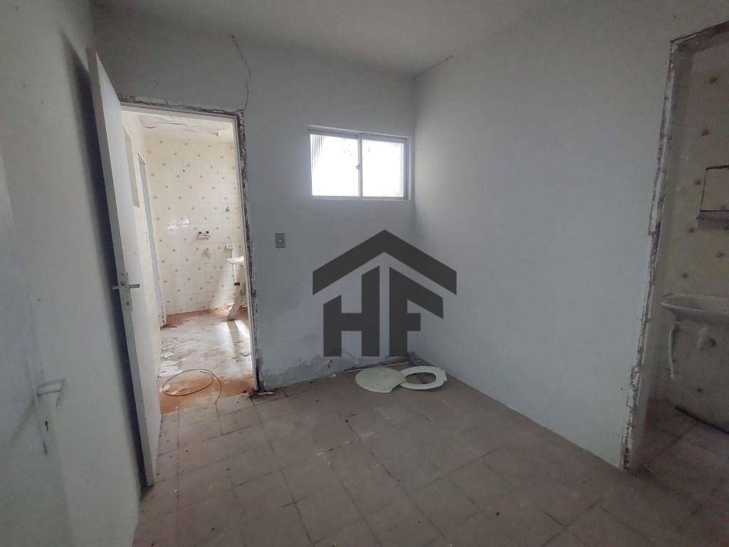 Apartamento à venda com 3 quartos, 76m² - Foto 6