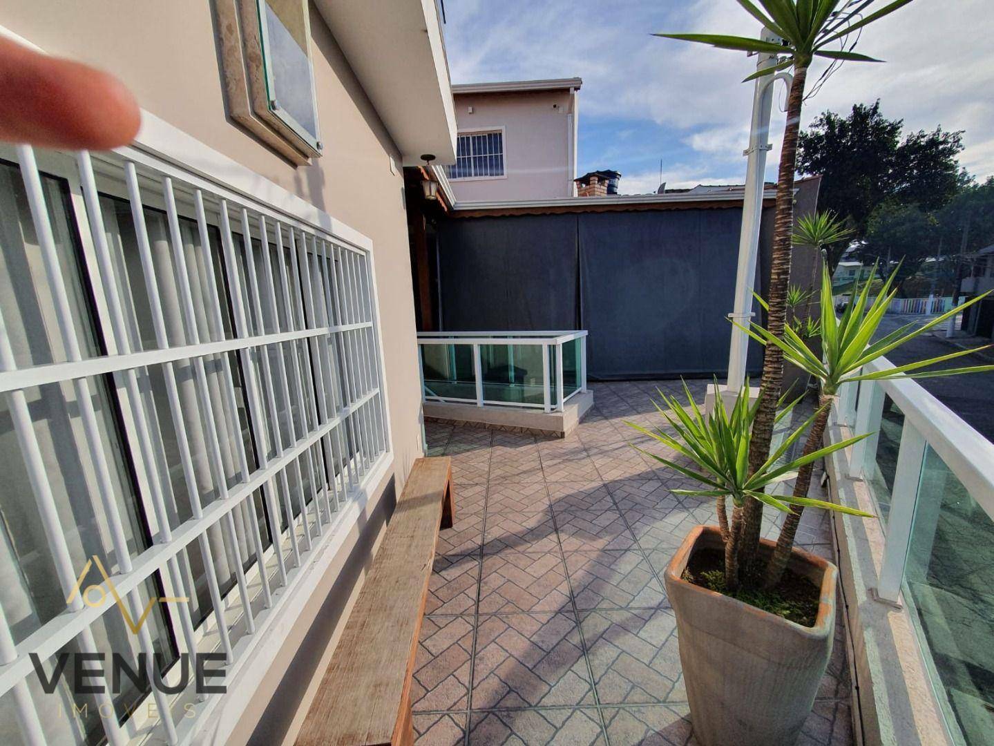 Sobrado à venda com 2 quartos, 180m² - Foto 35