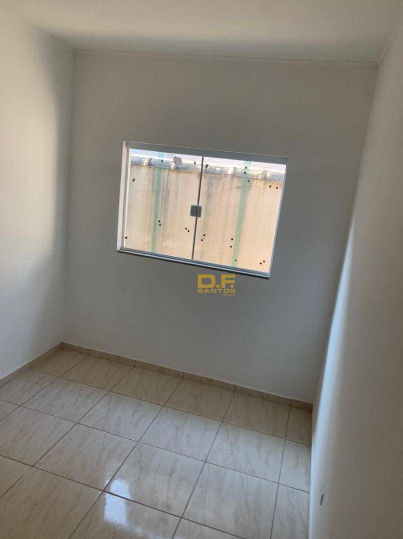 Casa à venda com 2 quartos, 1m² - Foto 14