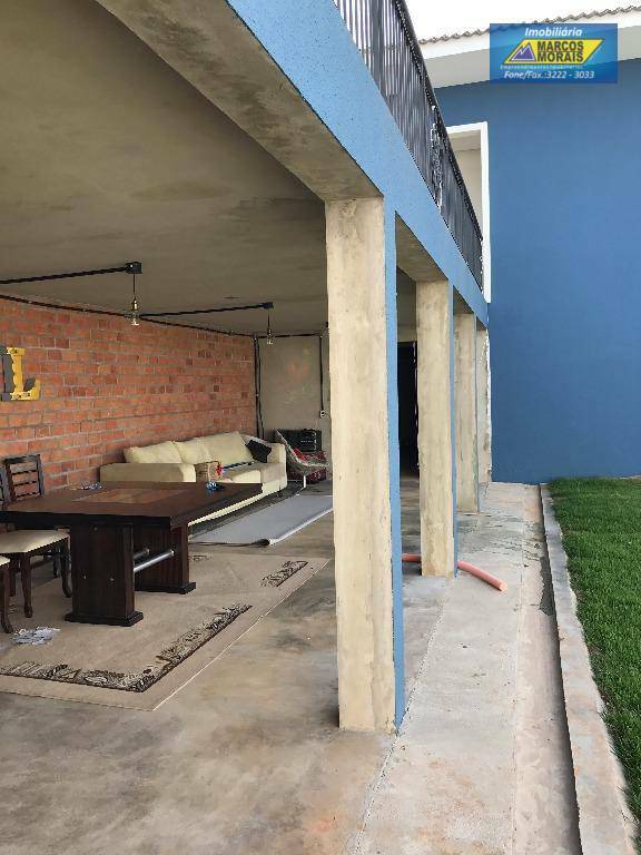 Casa de Condomínio à venda com 4 quartos, 500m² - Foto 32