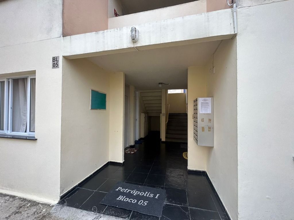 Apartamento à venda com 2 quartos, 49m² - Foto 6