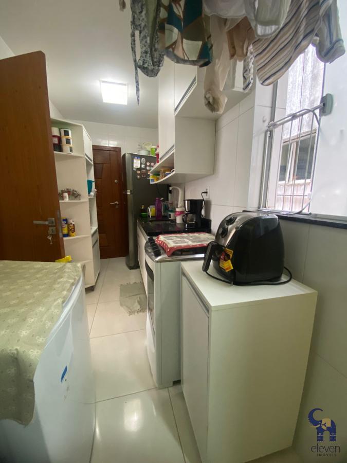 Apartamento à venda com 2 quartos, 75m² - Foto 12