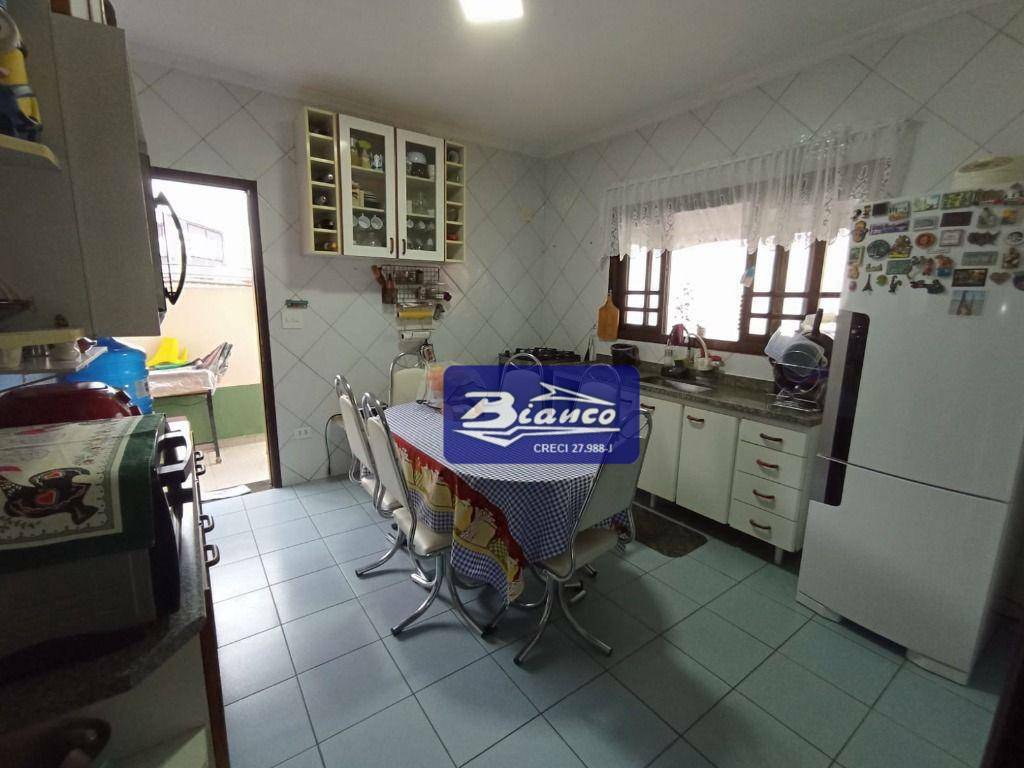 Sobrado à venda com 3 quartos, 154m² - Foto 7