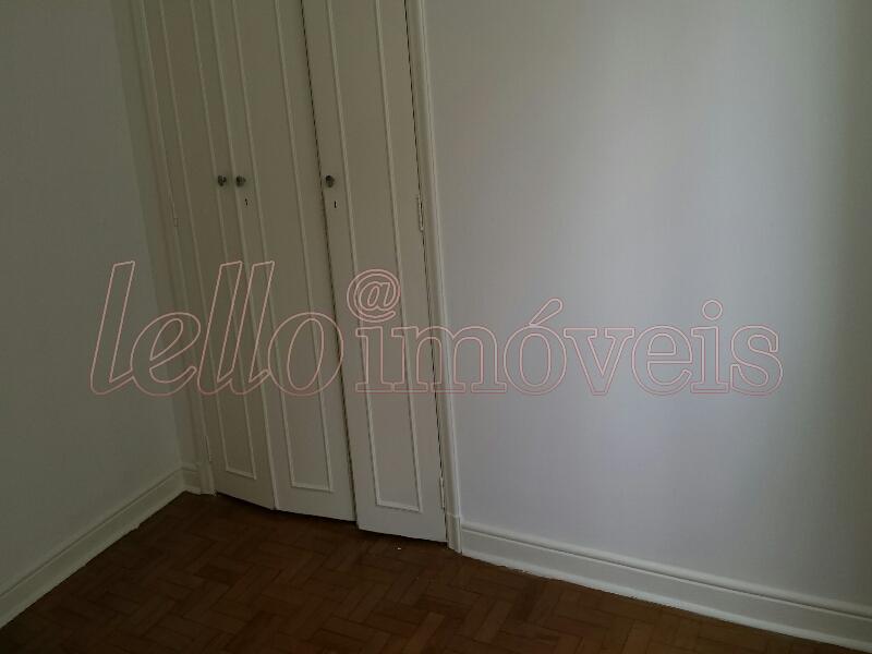 Apartamento para alugar com 3 quartos, 123m² - Foto 11