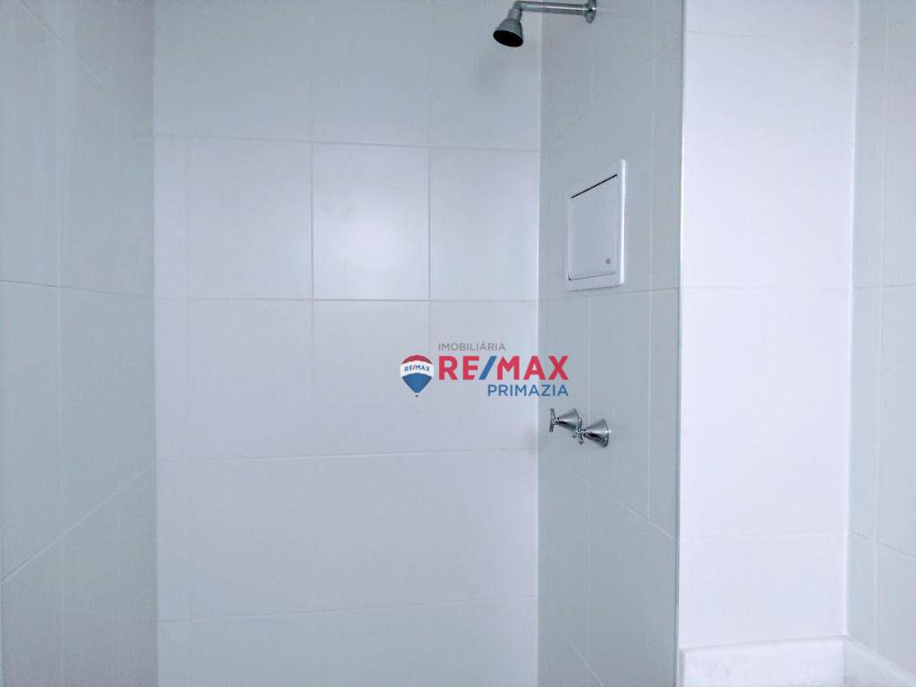 Apartamento à venda com 2 quartos, 57m² - Foto 11