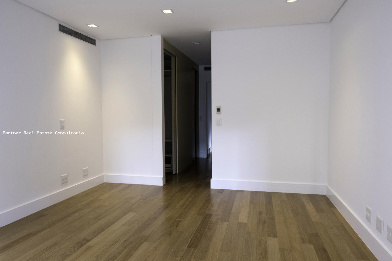 Apartamento para alugar com 4 quartos, 273m² - Foto 46