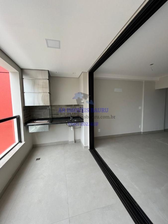 Apartamento à venda com 3 quartos, 98m² - Foto 2