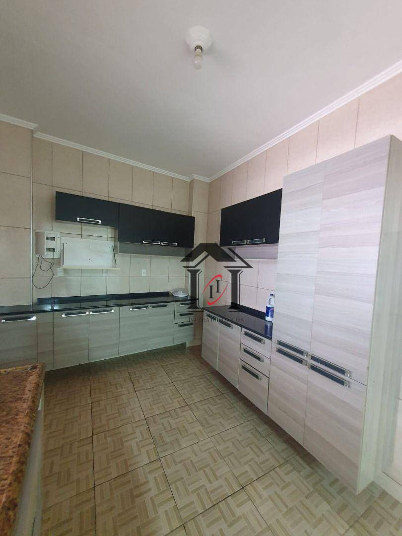 Casa para alugar com 2 quartos, 150m² - Foto 18