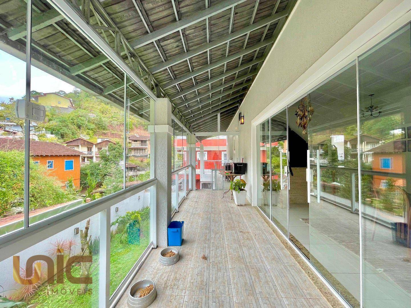 Casa de Condomínio à venda com 2 quartos, 300m² - Foto 9