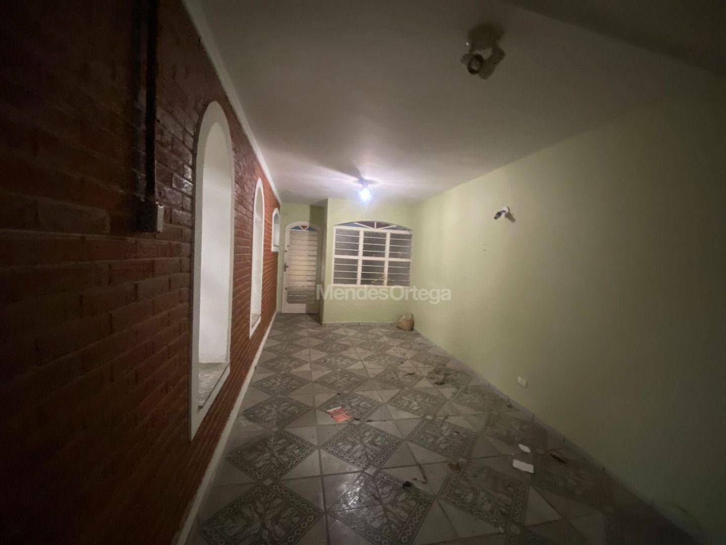 Casa à venda com 4 quartos, 211m² - Foto 4