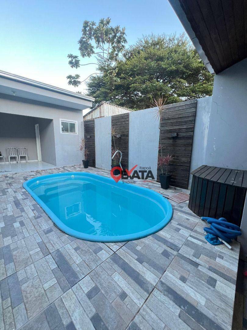 Casa à venda com 2 quartos, 80m² - Foto 2