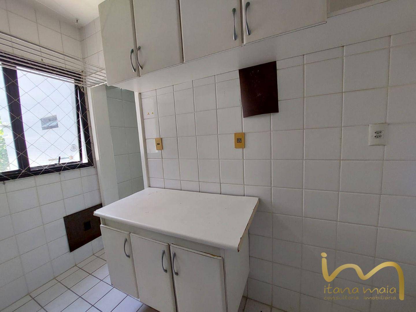 Apartamento à venda com 3 quartos, 111m² - Foto 9