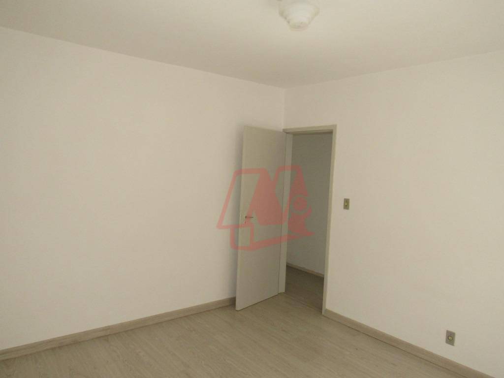 Apartamento para alugar com 2 quartos, 80m² - Foto 13