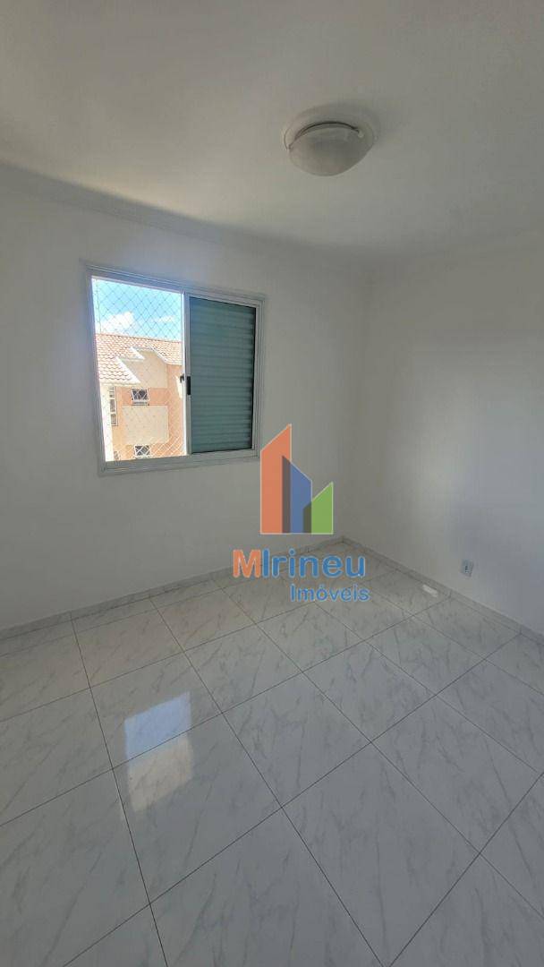 Apartamento à venda com 2 quartos, 43m² - Foto 3