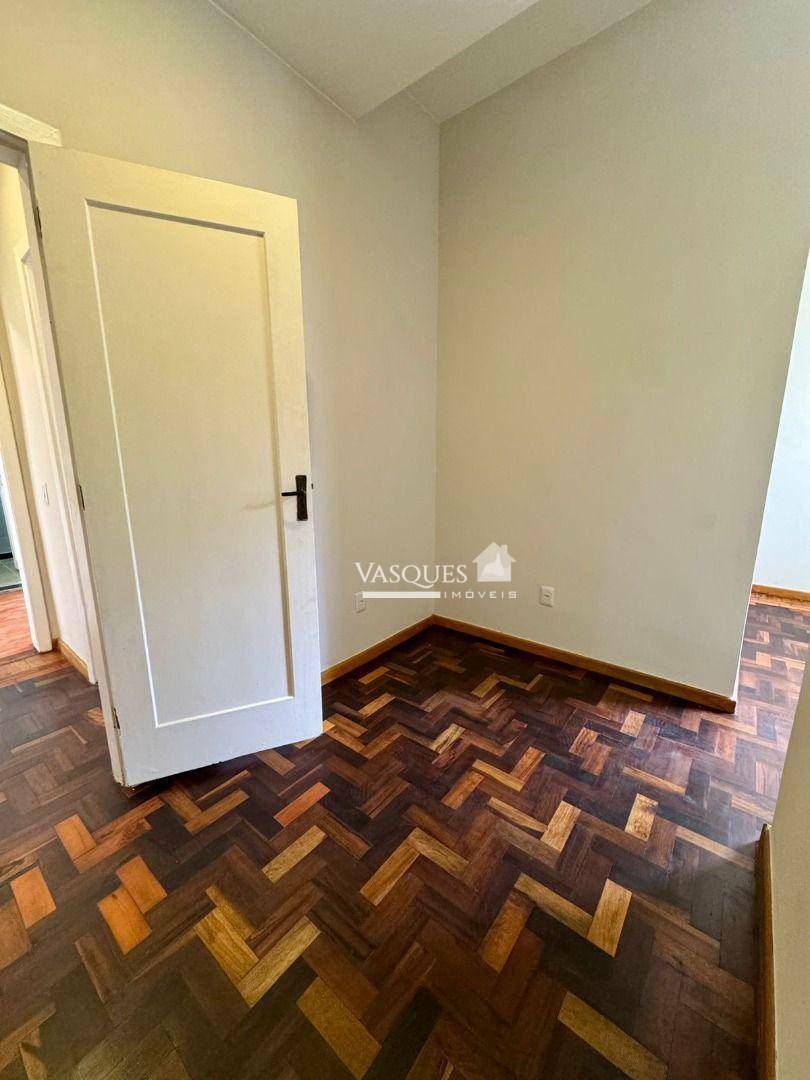 Apartamento à venda com 3 quartos, 94m² - Foto 13